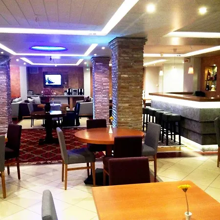 Souris Hotel Rovies