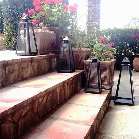 Souris Hotell Roviai