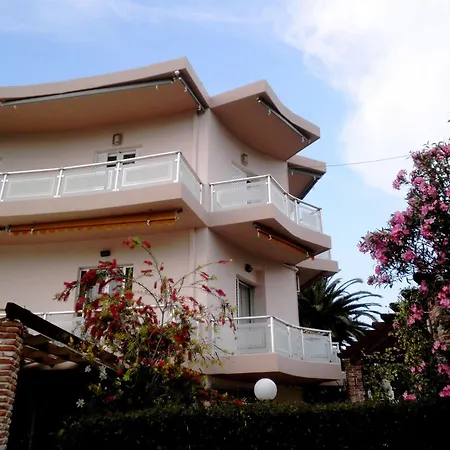 Souris Otel 2*