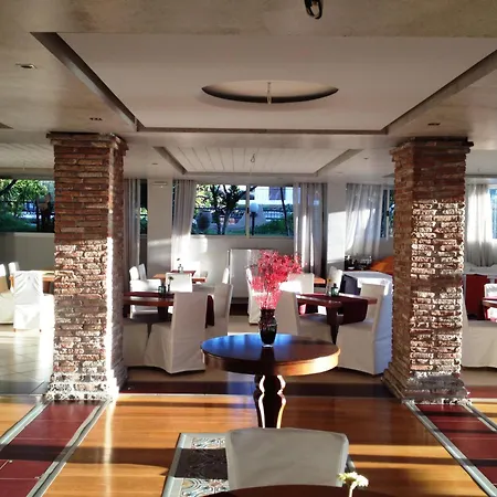 Souris Otel 2*