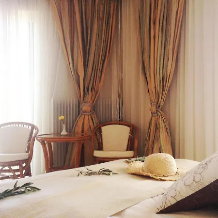 Otel Souris
